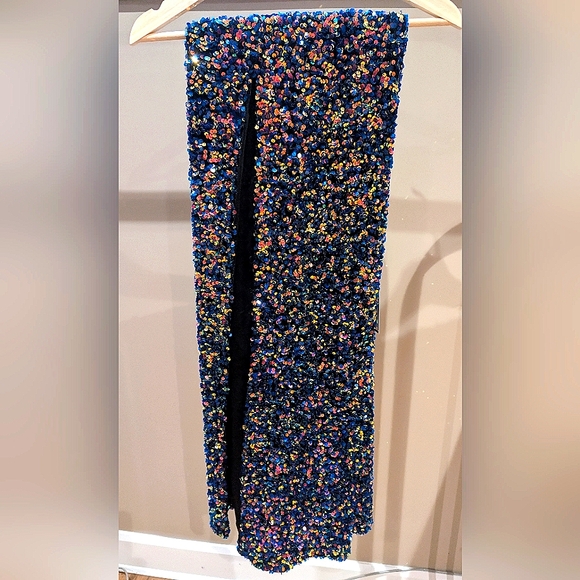 Sequined Halter High-slit Ptp 18 - Picture 6 of 7